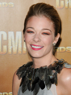 LeAnn Rimes, pregnant, engaged, Twitter, pictures, picture, photos, photo, pics, pic, images, image, hot, sexy, latest, new, 2010