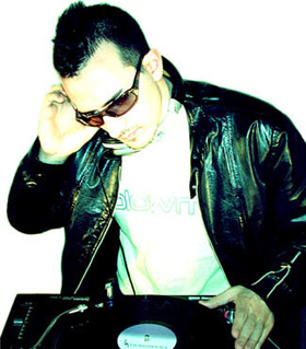 DJ Hatiras, pictures, picture, photos, photo, pics, pic, images, image, music, albums, remixes, interviews